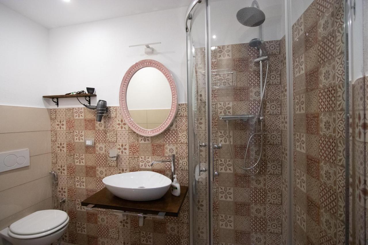 Un Posto Al Sole Bed & Breakfast Molino Nuovo  Dış mekan fotoğraf